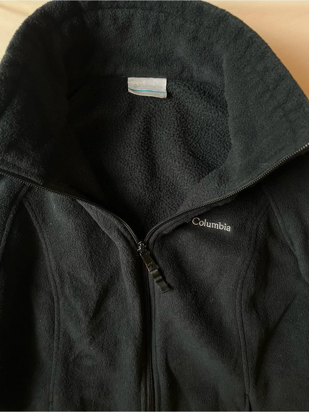 Columbia Black Zip-Up Fleece Jacket - Picture 3 of 3